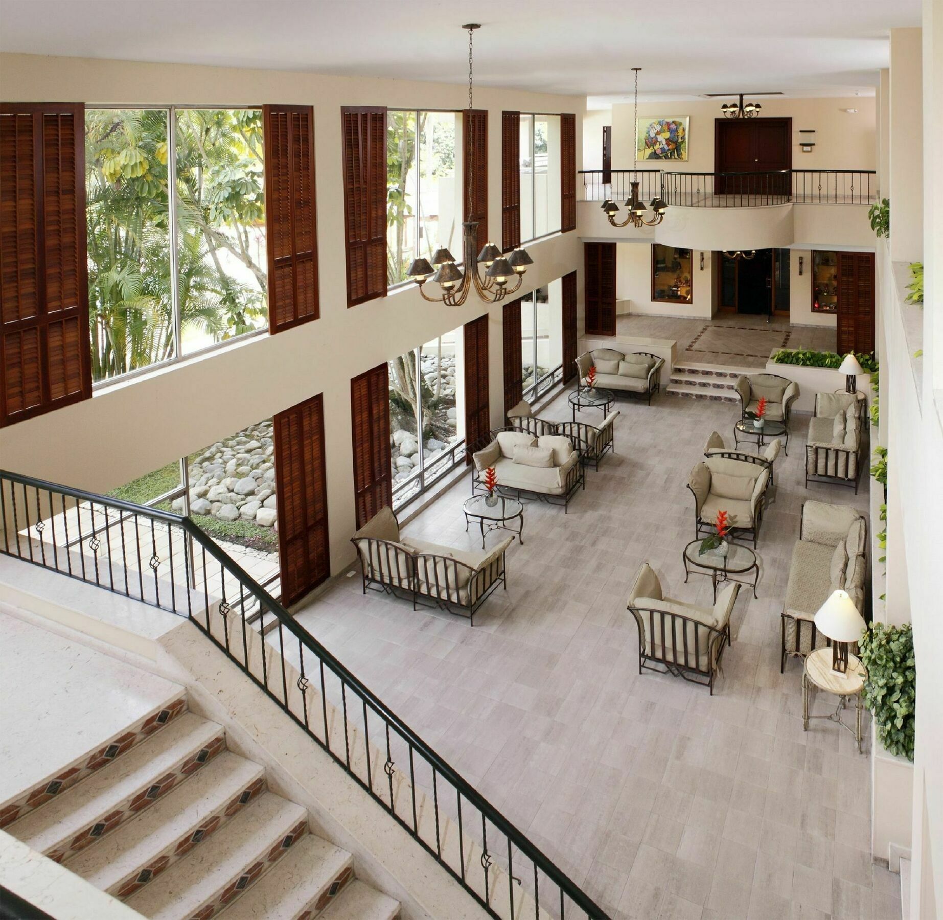 Hotel Estelar Altamira Ibagué Buitenkant foto The lobby of the hotel